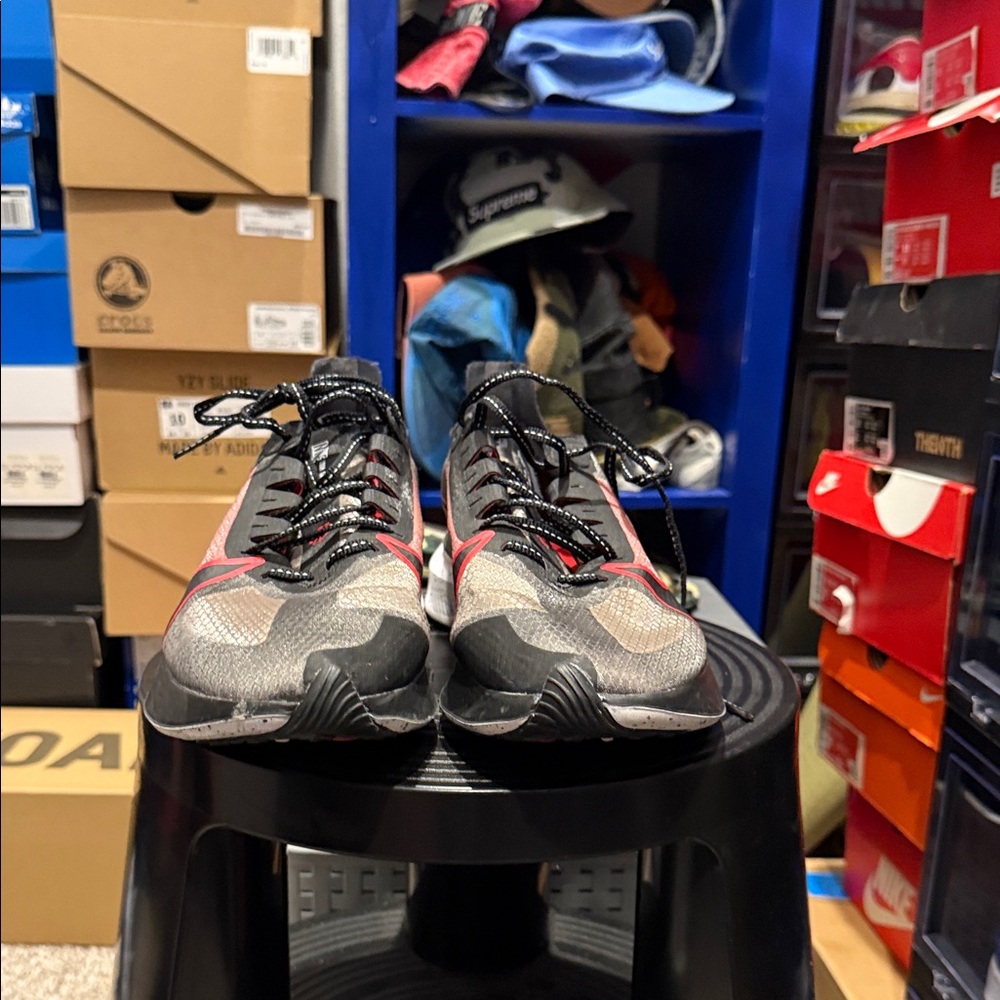 Nike Men's Athletic Shoes - Black and Gray with Red Accents